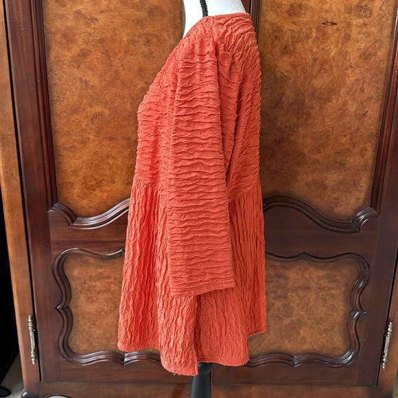 Endless Designs Rust Top - Picture 4 of 11